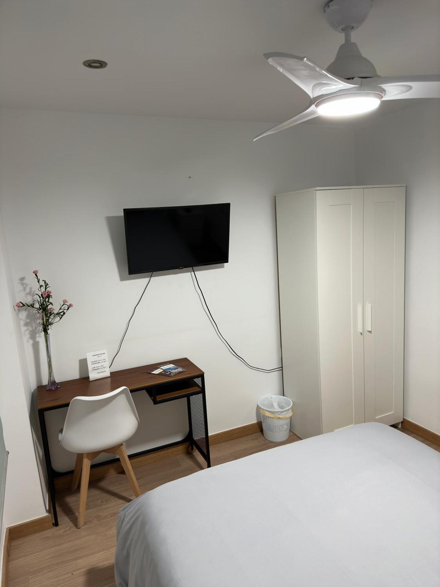 Manrique Rooms マラガ エクステリア 写真